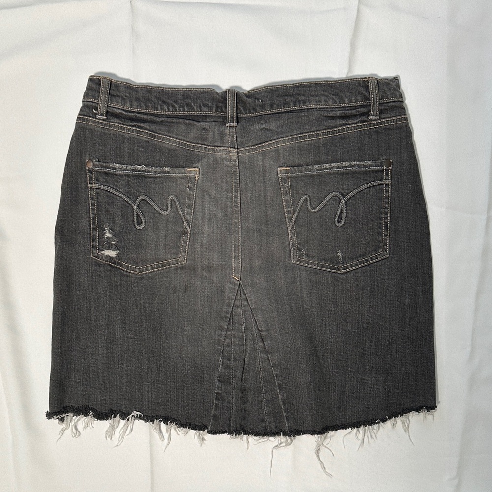 Mossimo Denim Frayed Hem Skirt - Picture 2 of 8